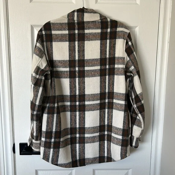 Dynamite Plaid Shacket - Picture 7 of 8